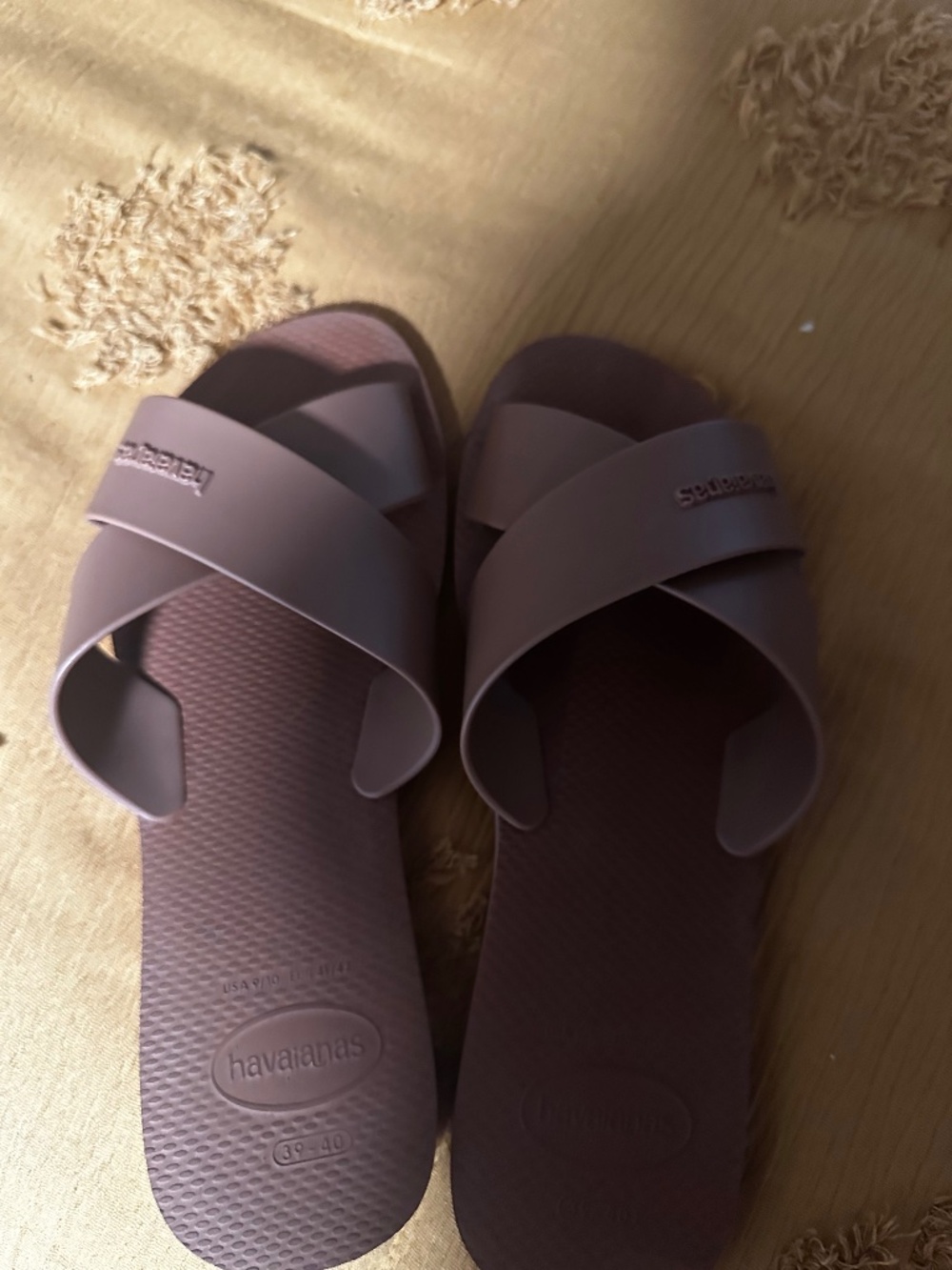 Havianas Beige Sandals